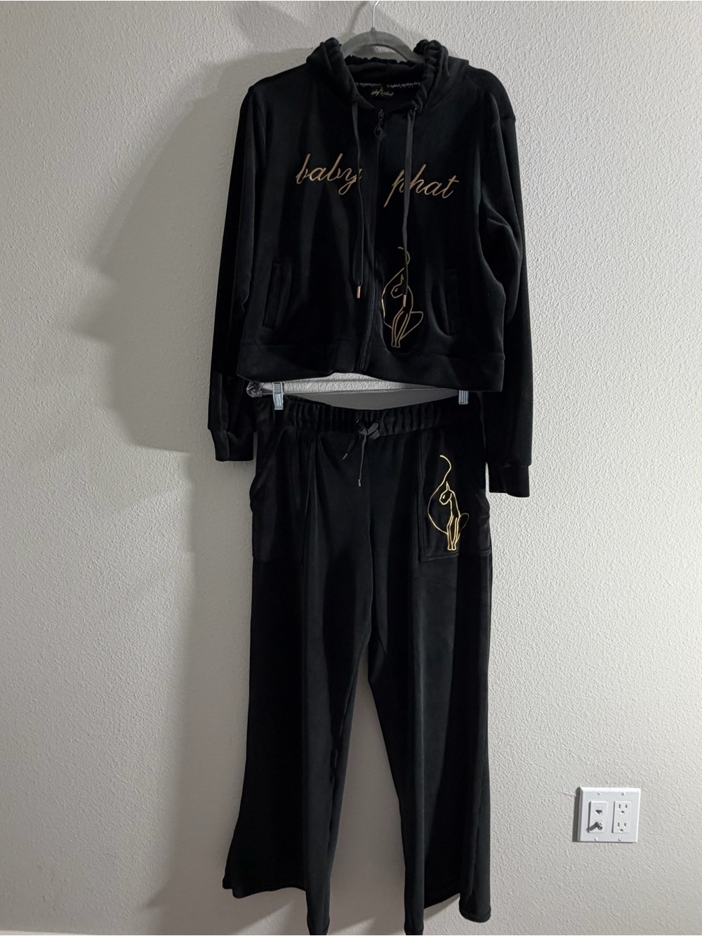 Baby Phat Velour Track Suit Y2K 2 pc Set Zip Up Jacket Pants Womens  black - Picture 2 of 16